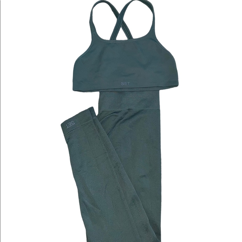 Set Active sculptflex in the color Pine!🌲